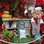 São Bernardo Plaza Shopping convida para uma viagem especial de Natal com a decoração Ursos Pelo Mundo